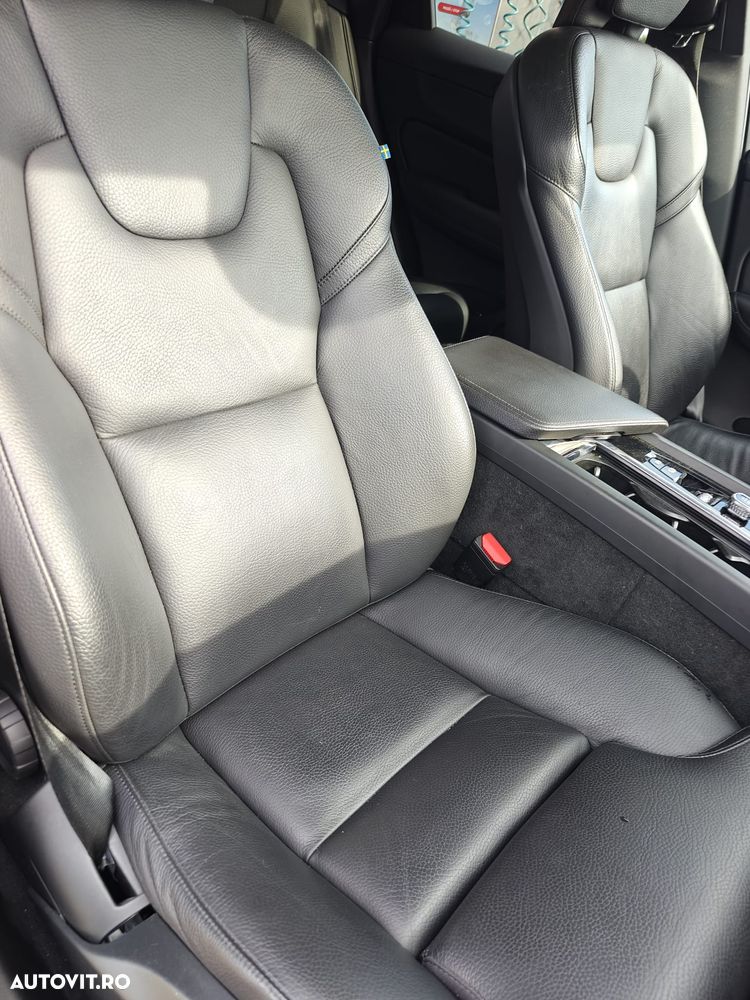 Volvo XC 60 - 4