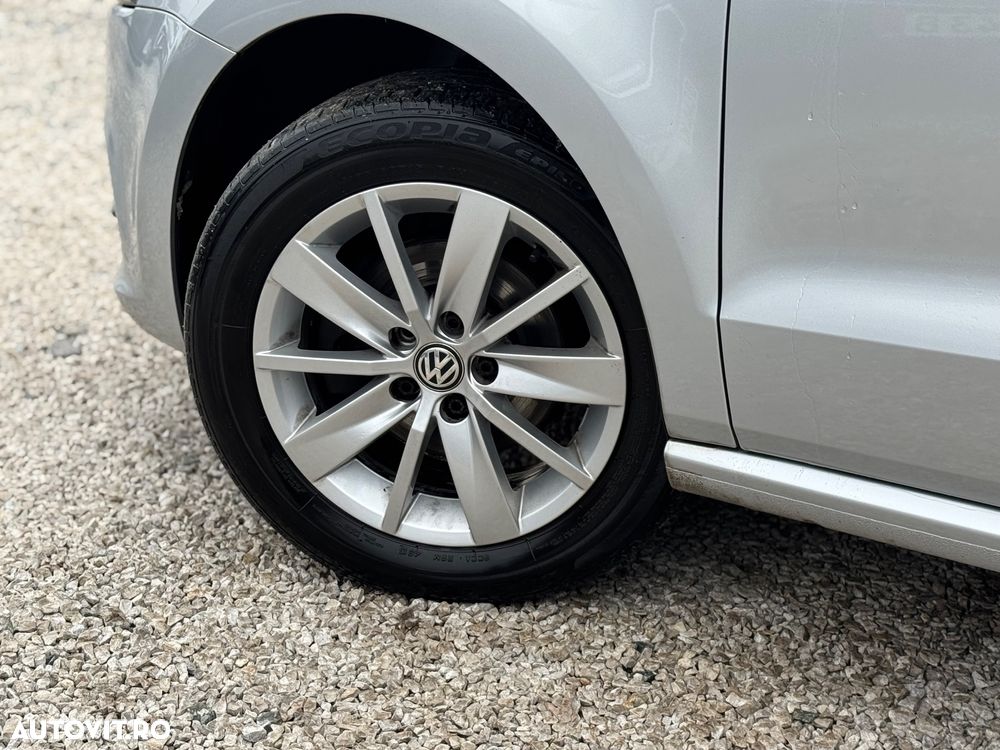 Volkswagen Polo 1.4 TDI Blue Motion Technology Lounge - 12