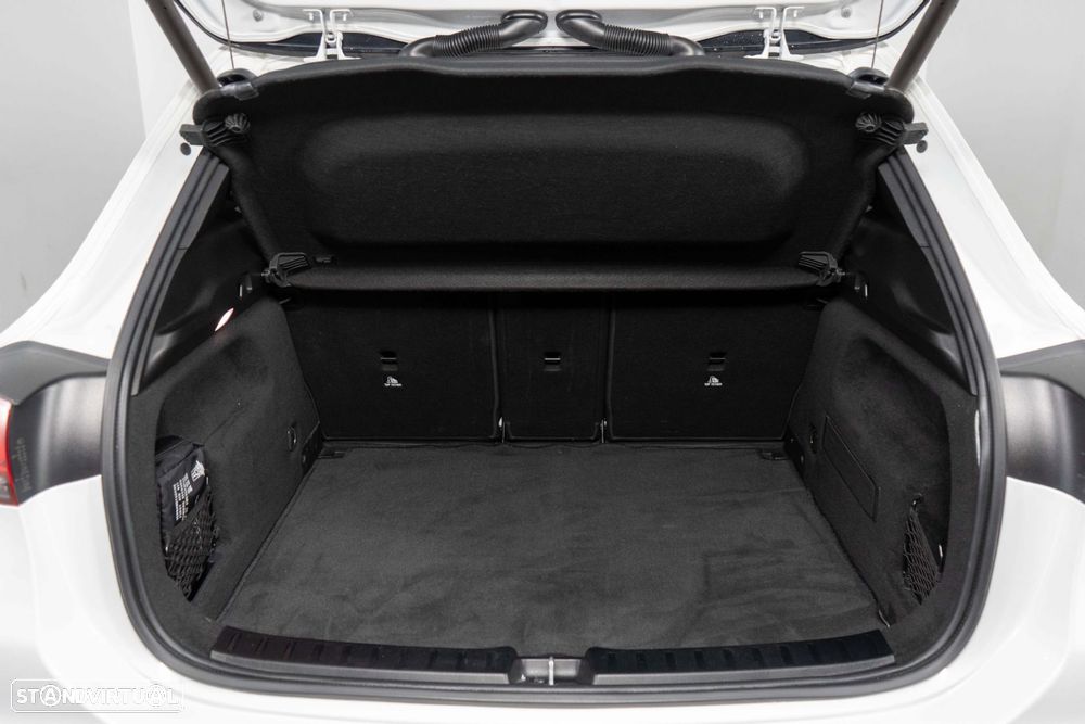 Mercedes-Benz GLA 250 e Progressive - 14