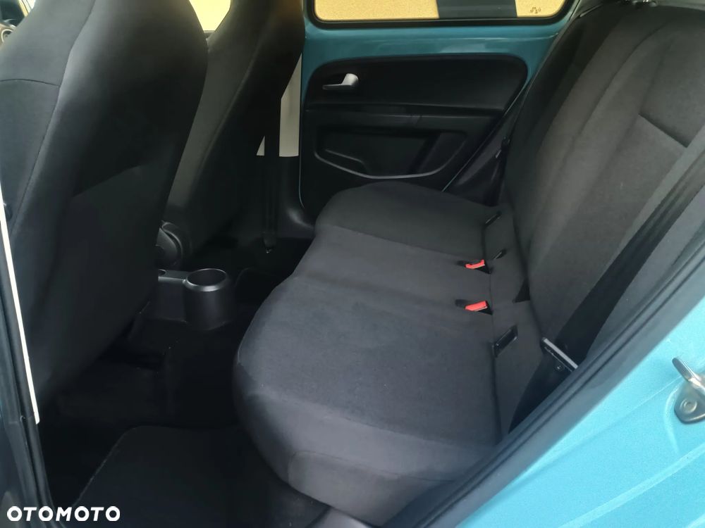 Volkswagen up! - 11