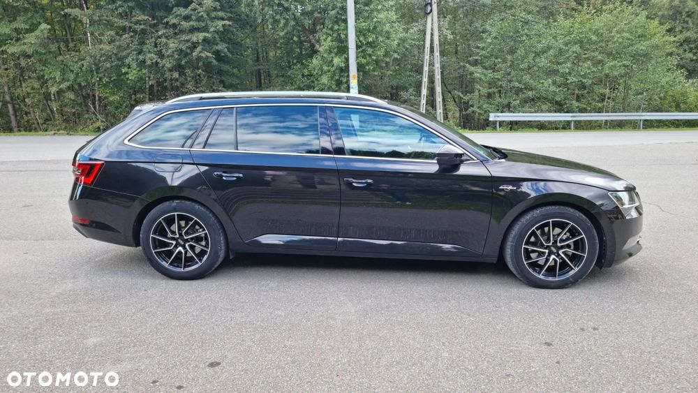 Skoda Superb Combi 2.0 TDI DSG Premium Edition - 13