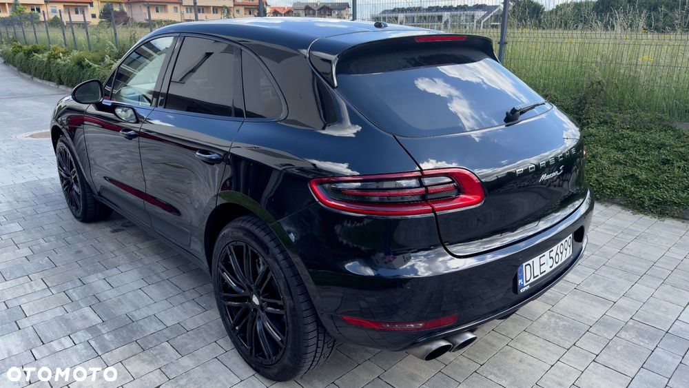 Porsche Macan - 4