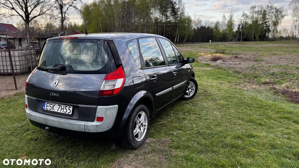 Renault Scenic 1.6 16V Infinity - 6