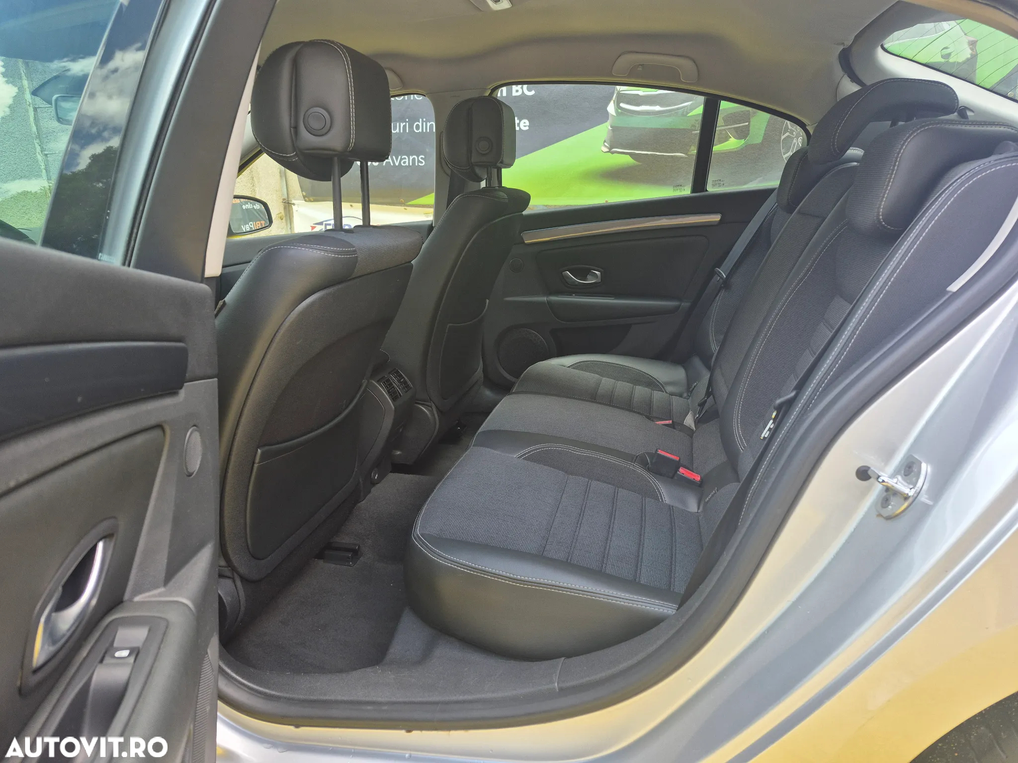 Renault Laguna 2.0dCi Privilege - 10