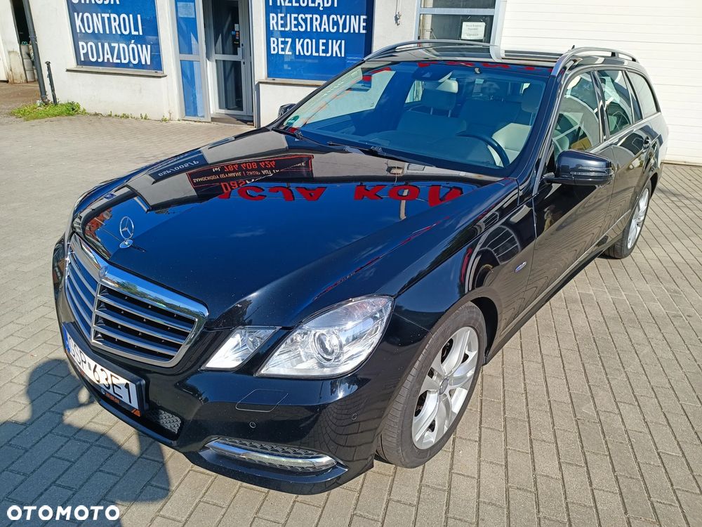 Mercedes-Benz Klasa E 200 T CGI BlueEFFICIENCY 7G-TRONIC Avantgarde - 12