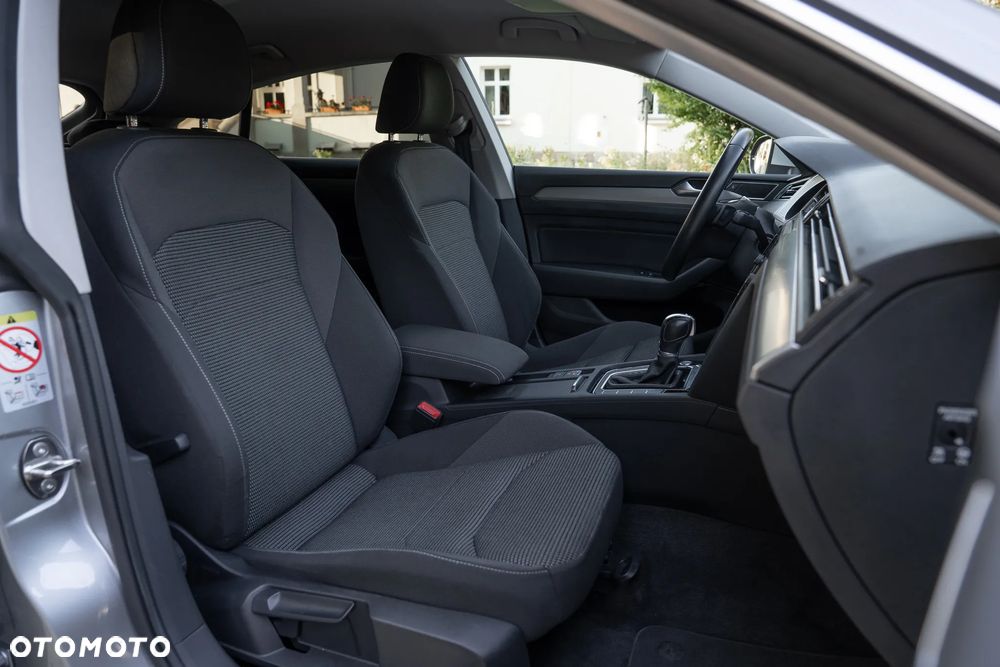 Volkswagen Arteon 2.0 TDI SCR DSG - 8