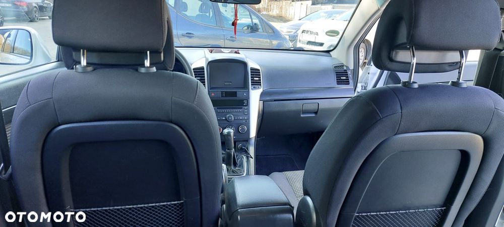 Chevrolet Captiva 2.4 LS 5os - 4