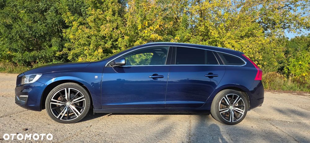 Volvo V60 D4 Drive-E Ocean Race - 3
