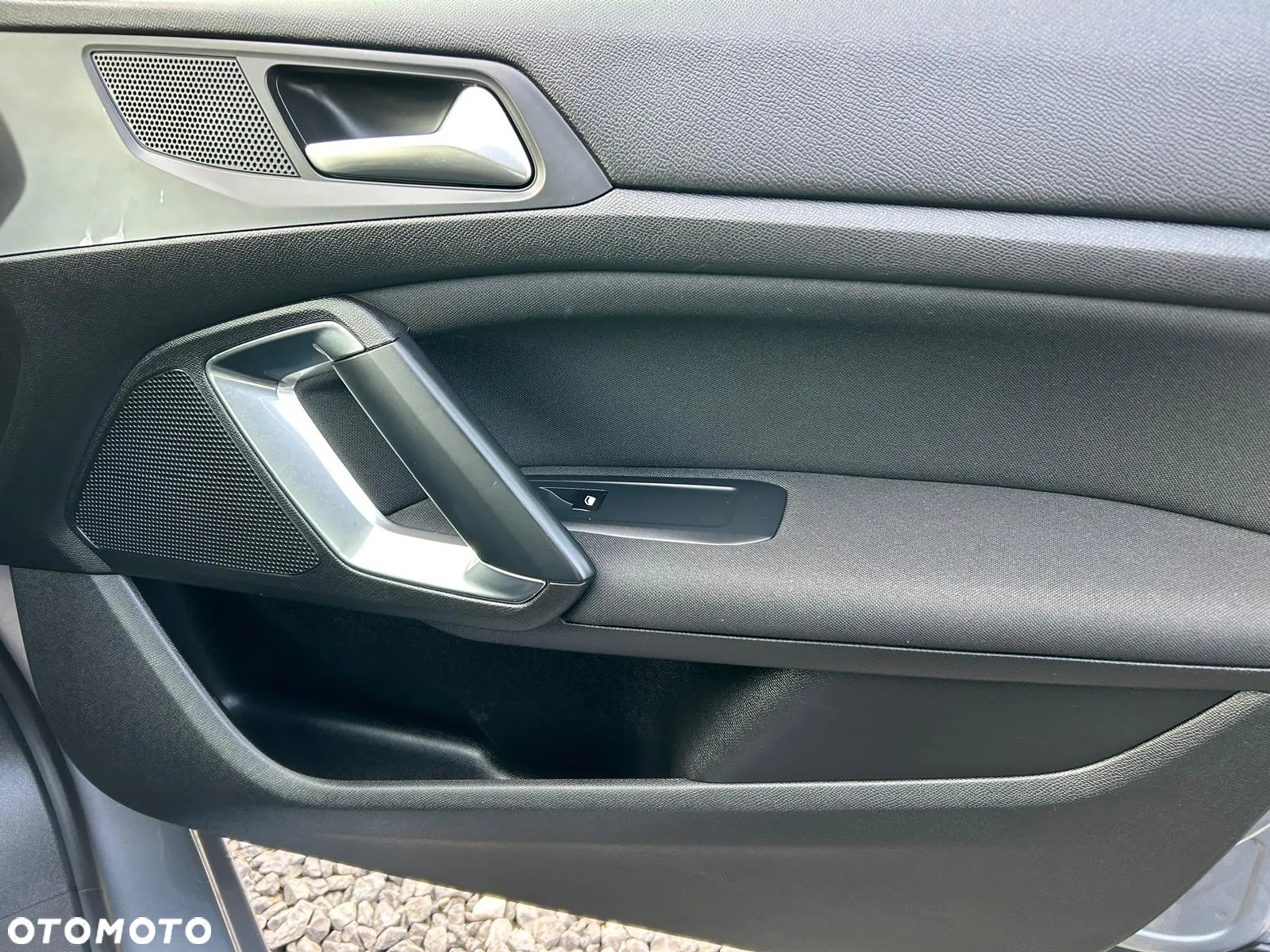 Peugeot 308 1.5 BlueHDi Allure S&S - 25