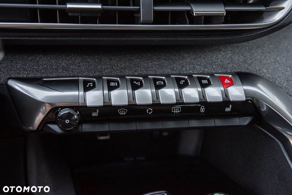 Peugeot 5008 1.6 THP Allure S&S EAT6 - 29