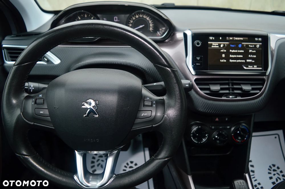 Peugeot 2008 - 17