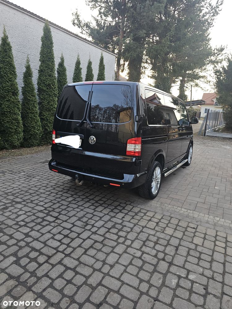 Volkswagen Caravelle - 4