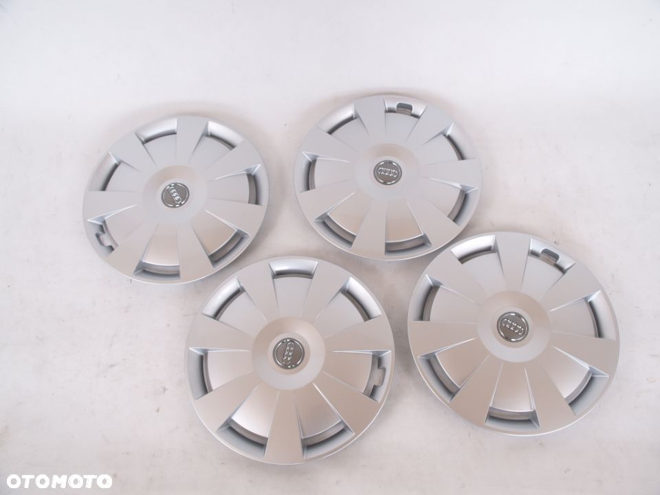 Audi A3 A4 A6 Kołpaki 16'' 8V0601147C - 1