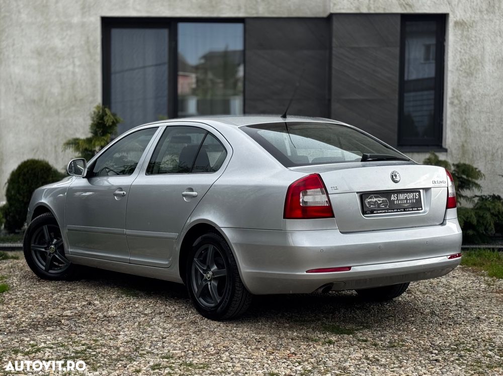 Skoda Octavia 1.6 TDI Ambiente - 6