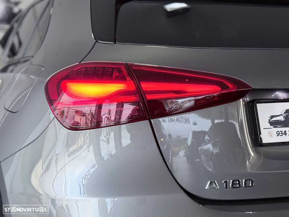 Mercedes-Benz A 180 7G-DCT AMG Line - 8