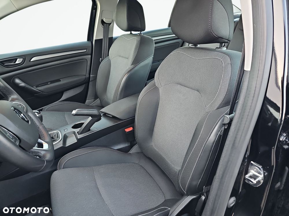 Renault Megane 1.3 TCe Zen - 12
