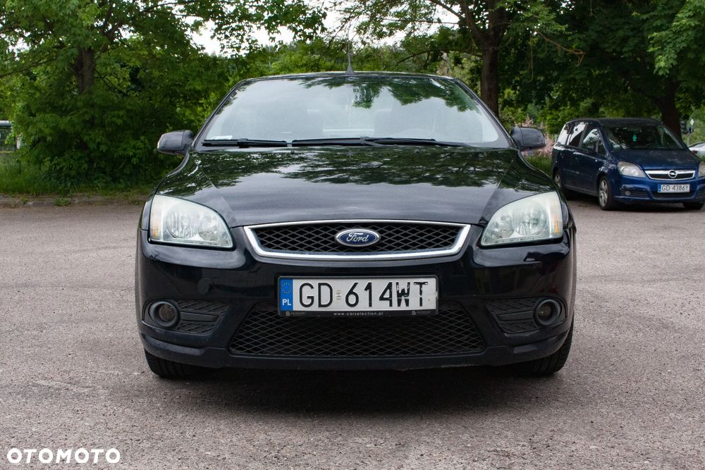 Ford Focus 1.6 16V Titanium - 2