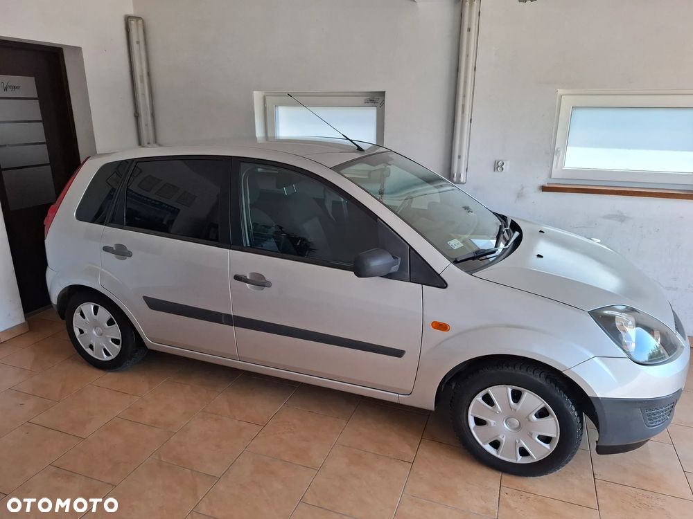 Ford Fiesta 1.3 Style - 2