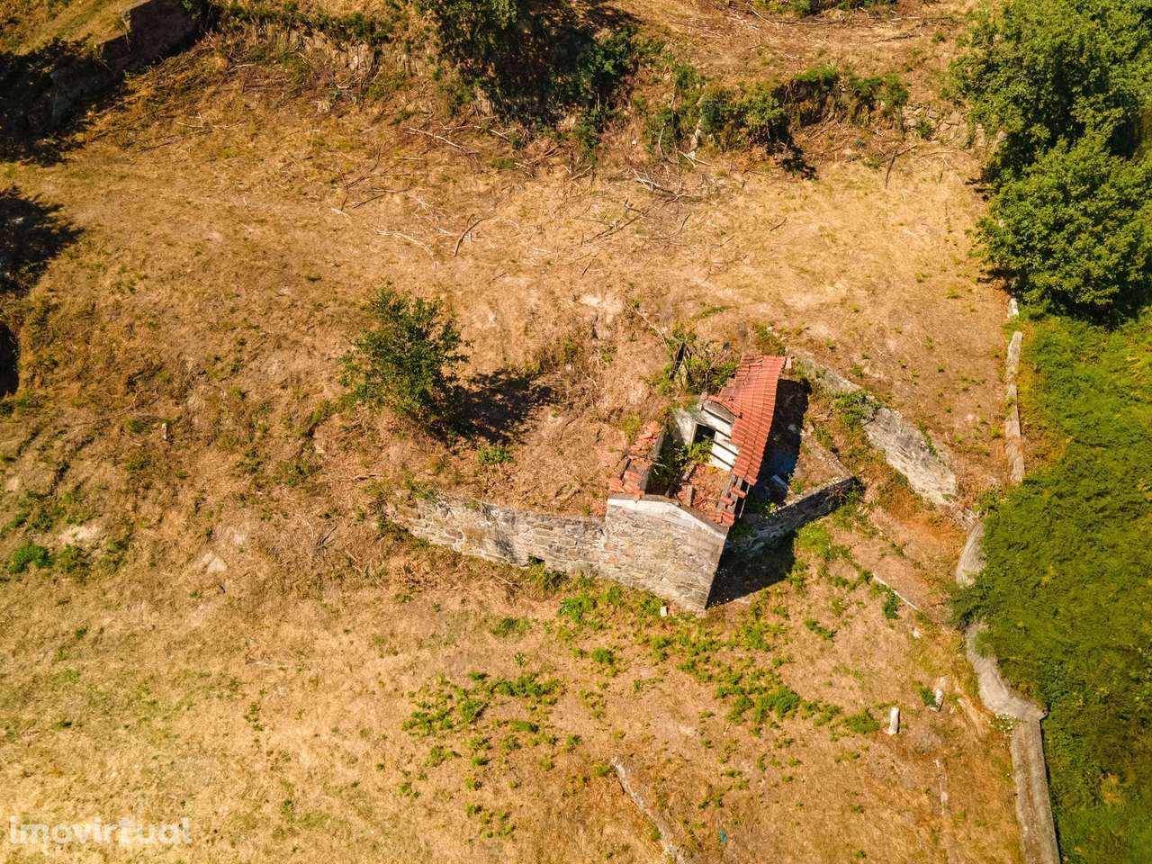Moradia Devoluta  Venda em Sande e São Lourenço,Marco de Canaveses - Grande imagem: 4/10