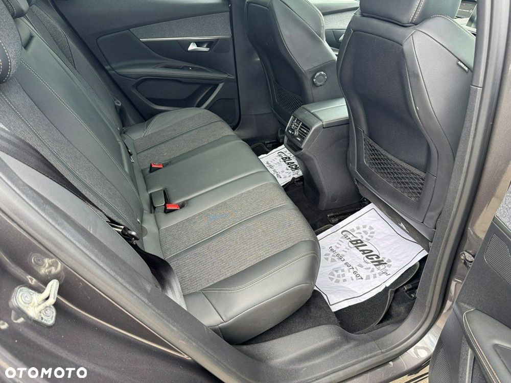 Peugeot 3008 - 22