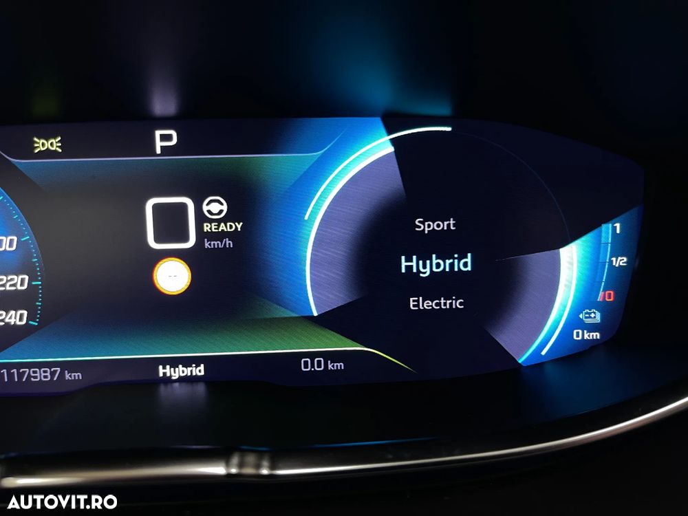 Peugeot 3008 225 e-EAT8 GT - 34