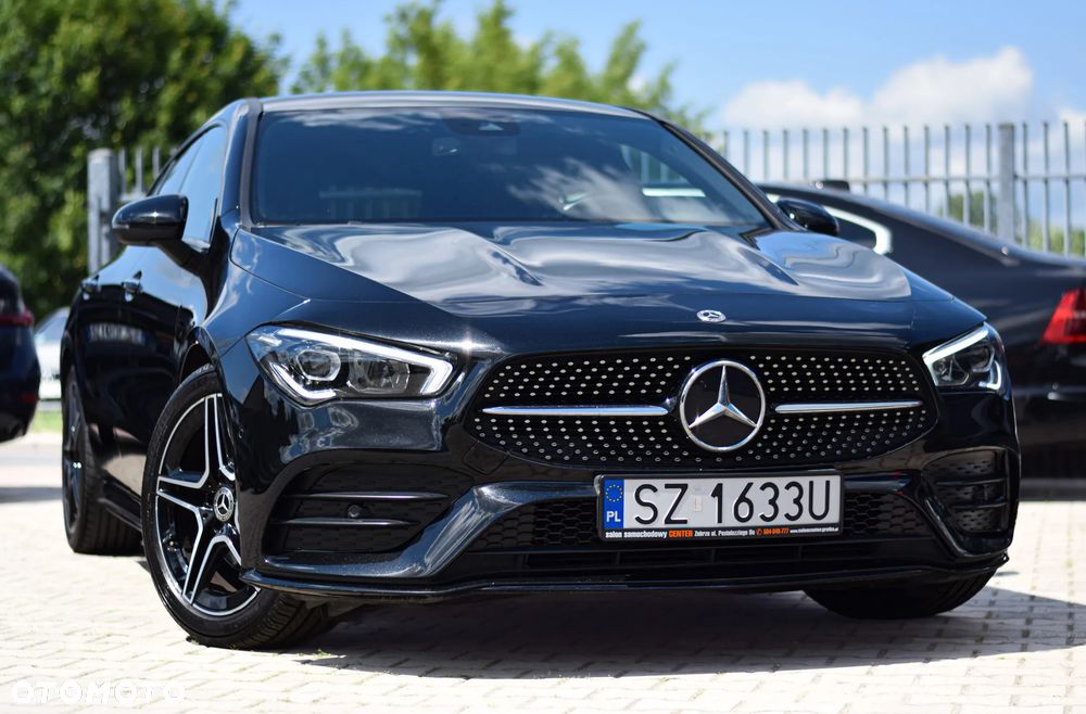 Mercedes-Benz CLA 180 7G-DCT AMG Line - 2