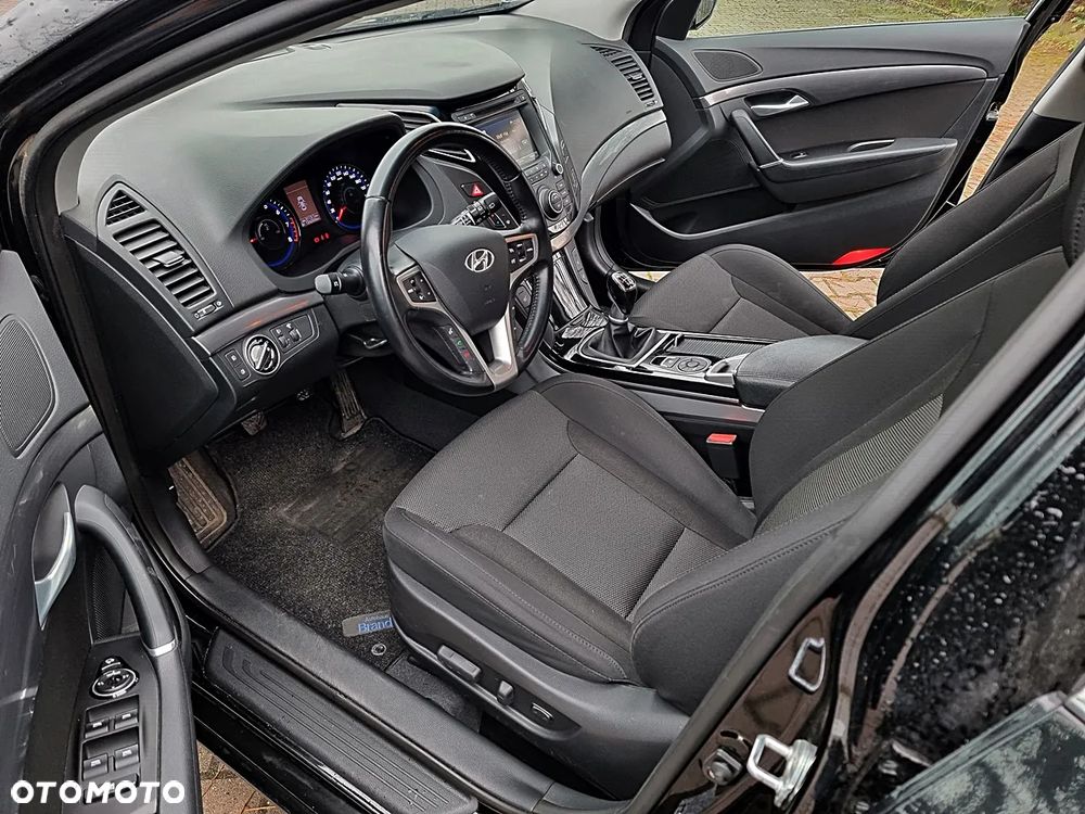 Hyundai i40 i40cw 1.6 Fifa World Cup Edition - 7