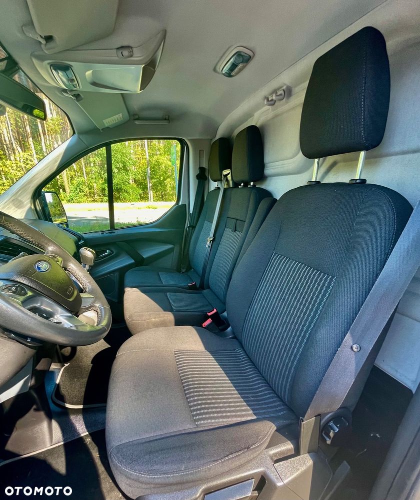 Ford Transit Custom - 28