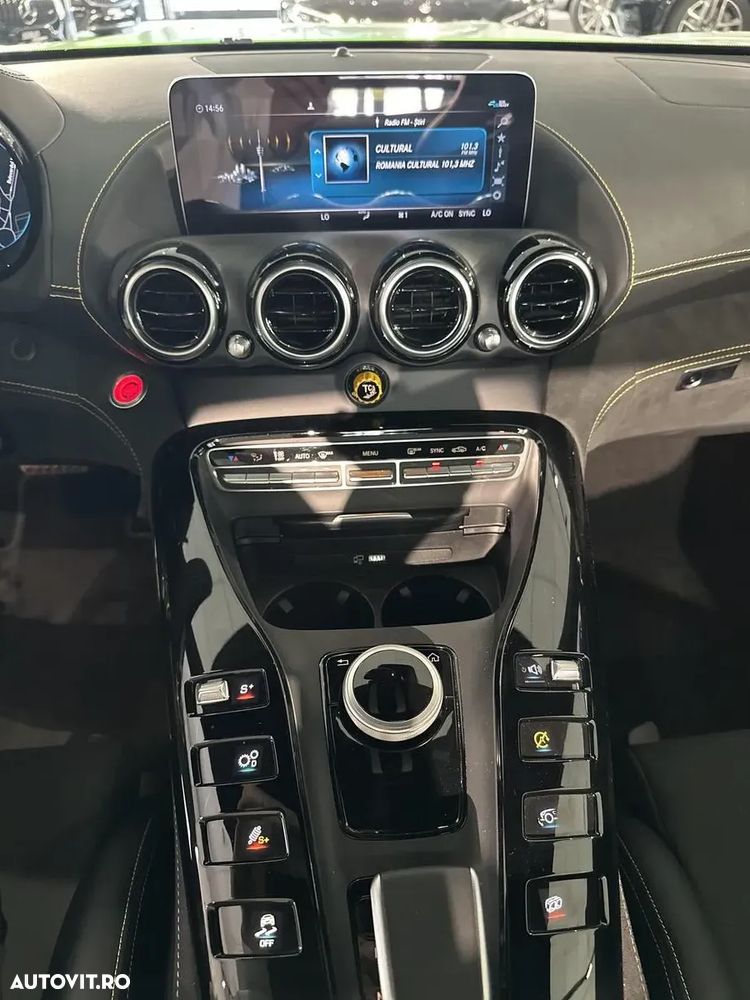 Mercedes-Benz AMG GT R Roadster - 13