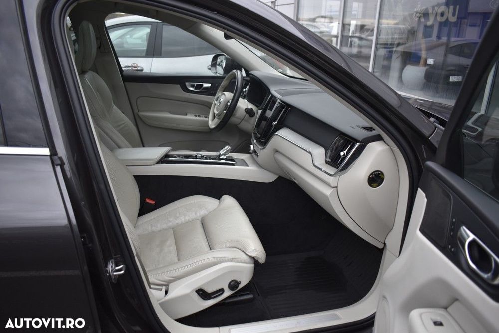 Volvo XC 60 - 36