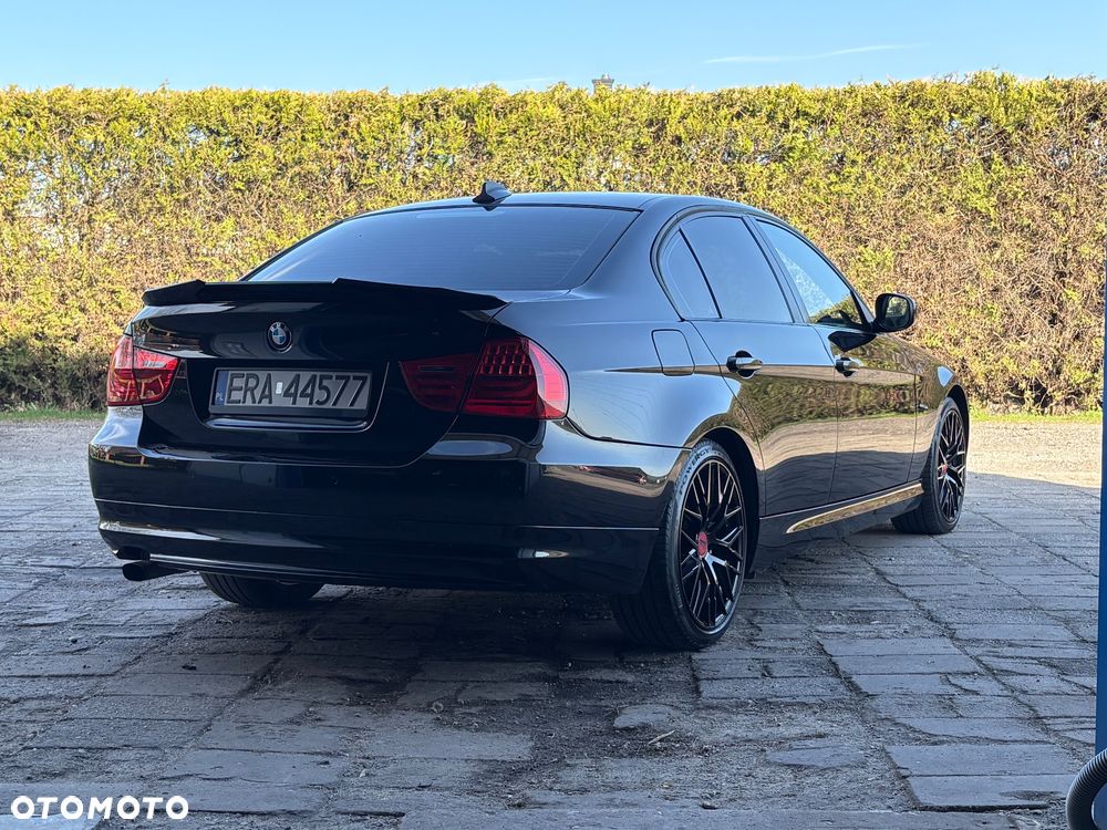 BMW Seria 3 318d - 3