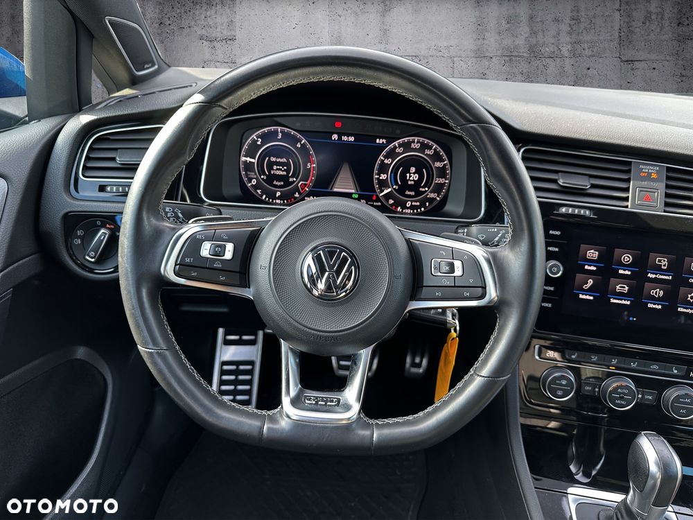 Volkswagen Golf GTD 2.0 TDI SCR DSG - 10