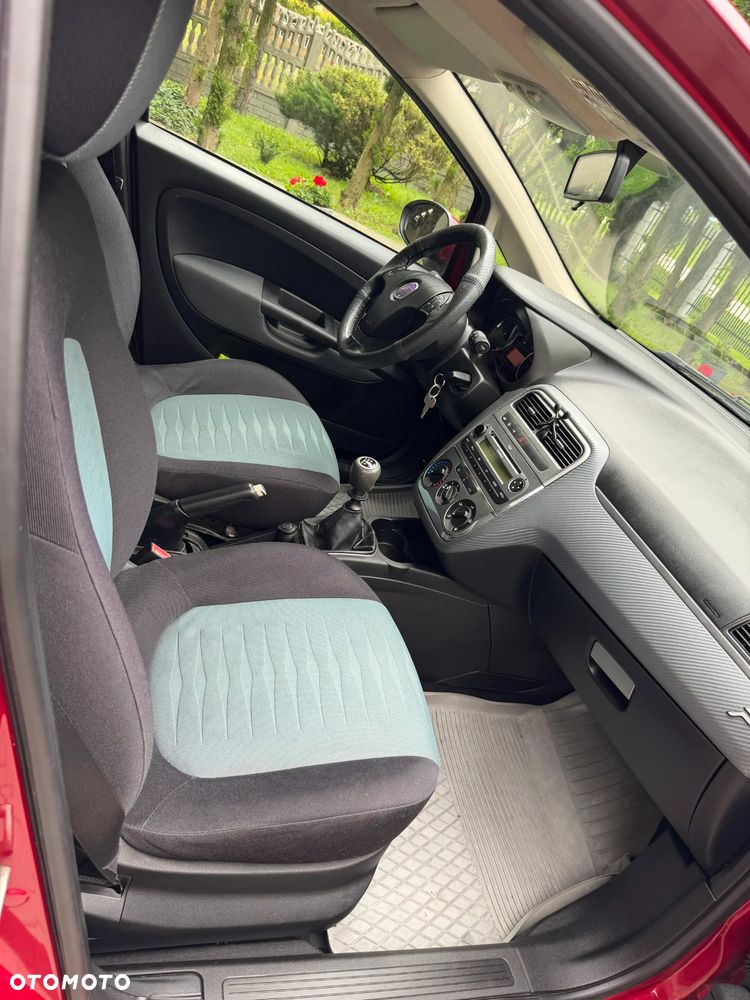 Fiat Grande Punto - 12