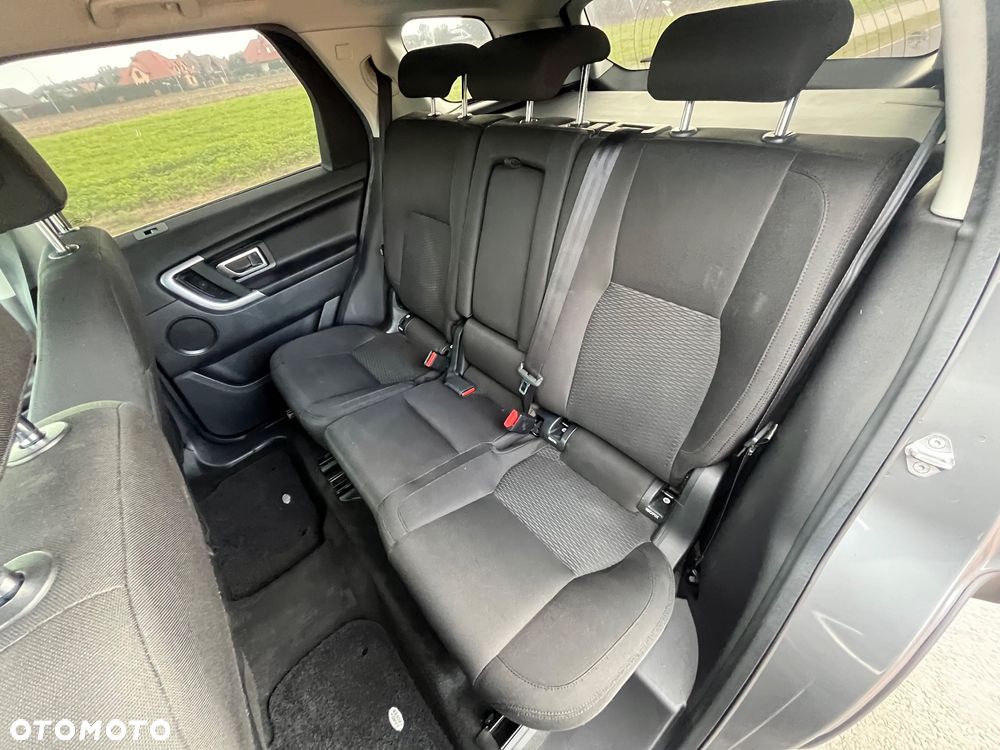 Land Rover Discovery Sport - 11