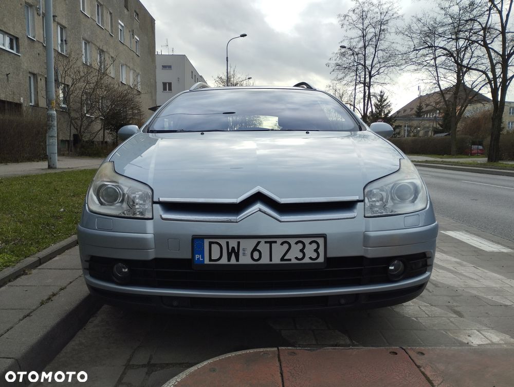 Citroën C5 HDi 135 FAP Exclusive - 5