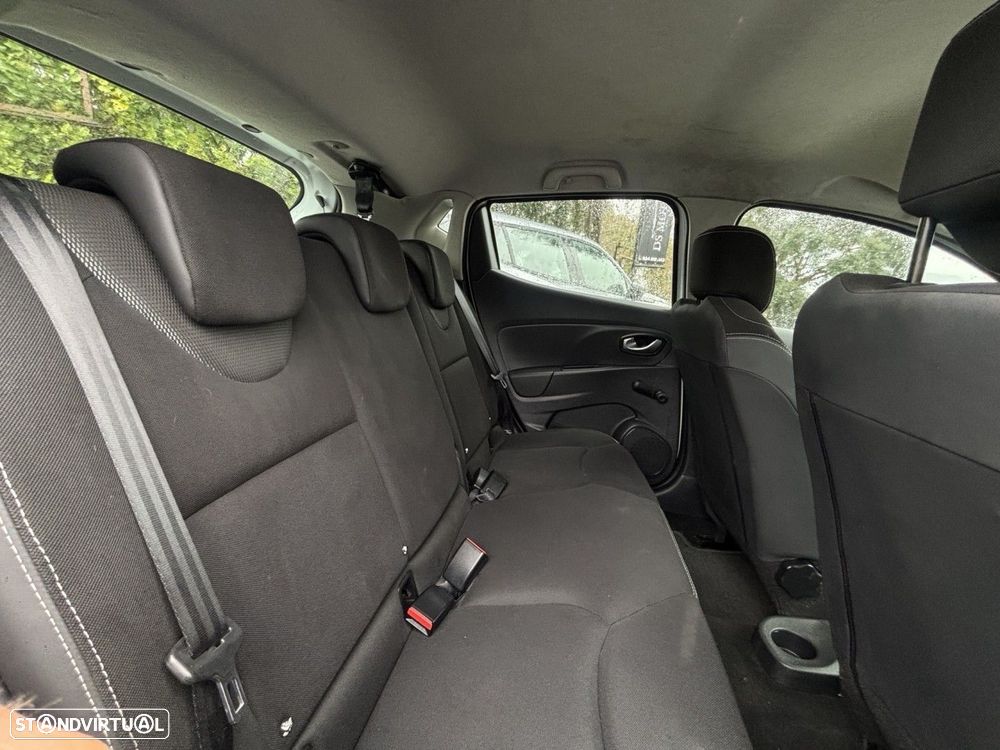 Renault Clio 1.5 dCi Comfort - 8