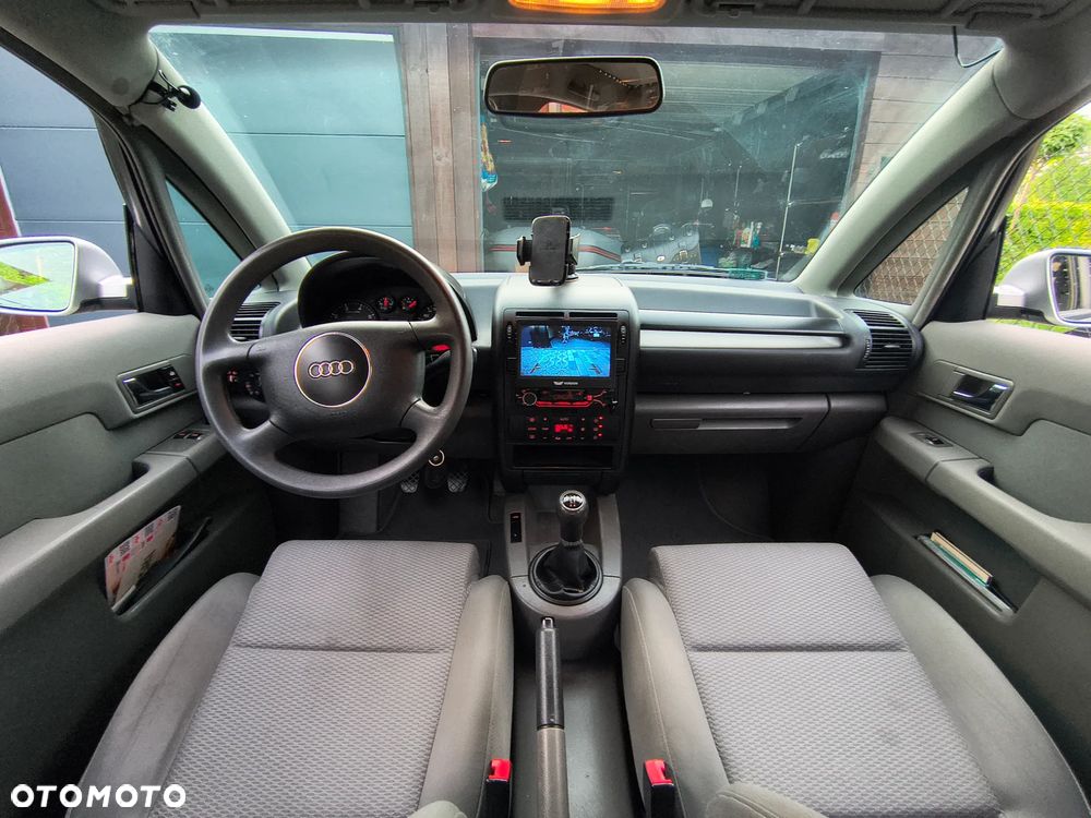 Audi A2 - 6