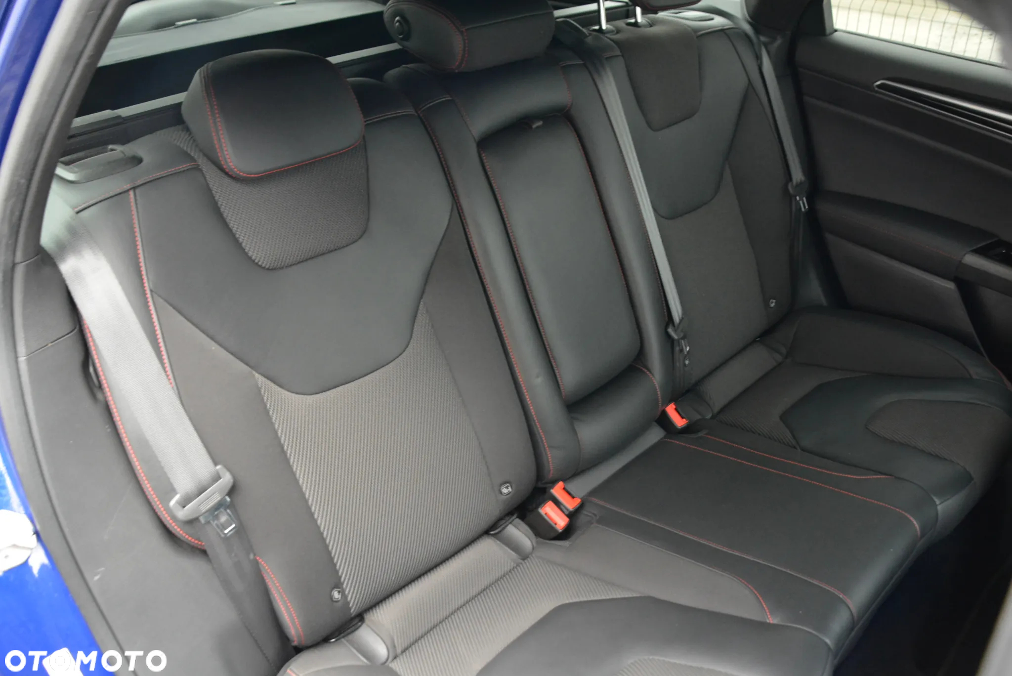 Ford Mondeo 2.0 EcoBoost Start-Stopp Autom ST-Line - 33