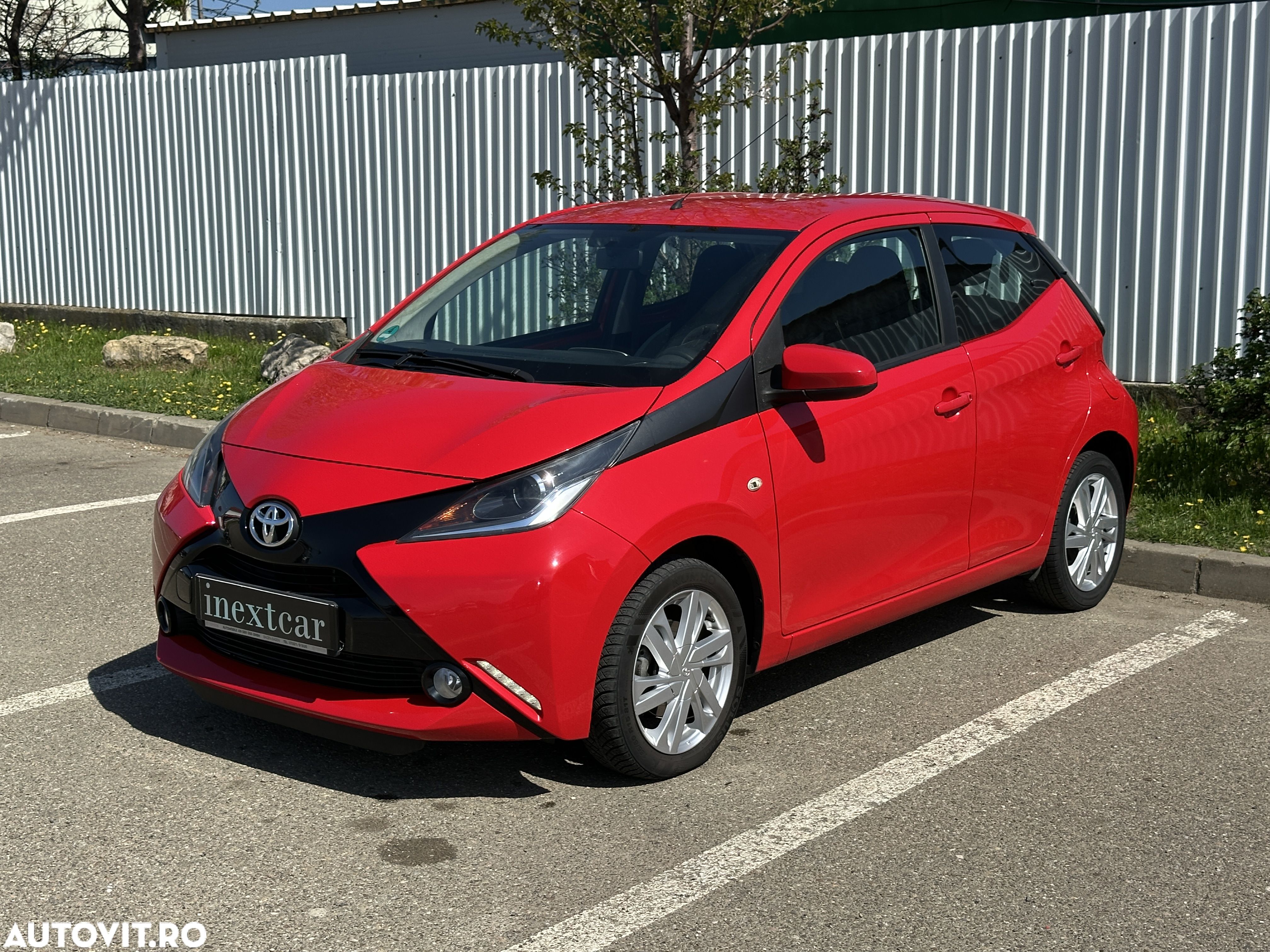Toyota Aygo 1.0 MultiMode X - play - 1