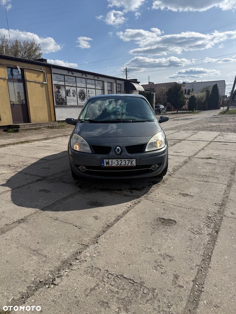 Renault Scenic 2.0 16V Avantage - 1