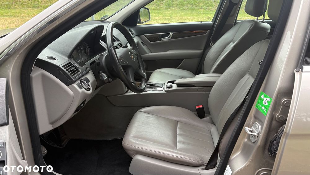 Mercedes-Benz Klasa C 280 7G-TRONIC Elegance - 22