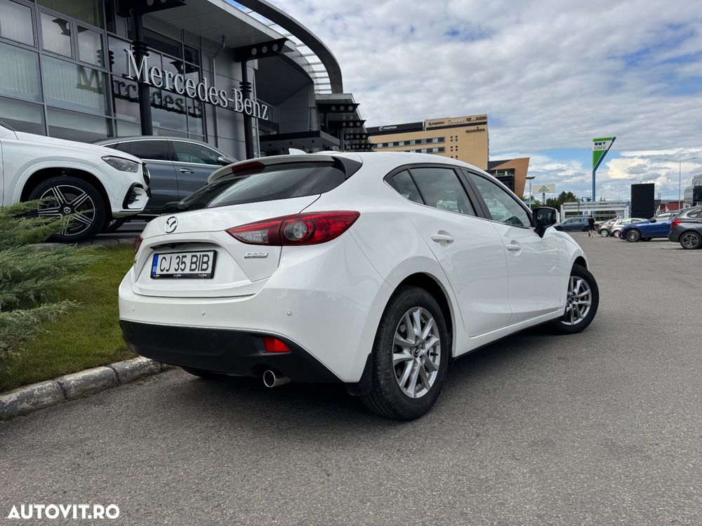 Mazda 3 - 6