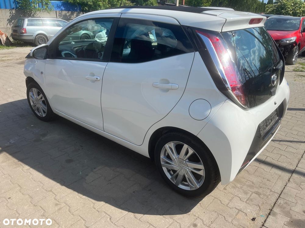 Toyota Aygo 1.0 VVT-i Sprint EU6 - 2