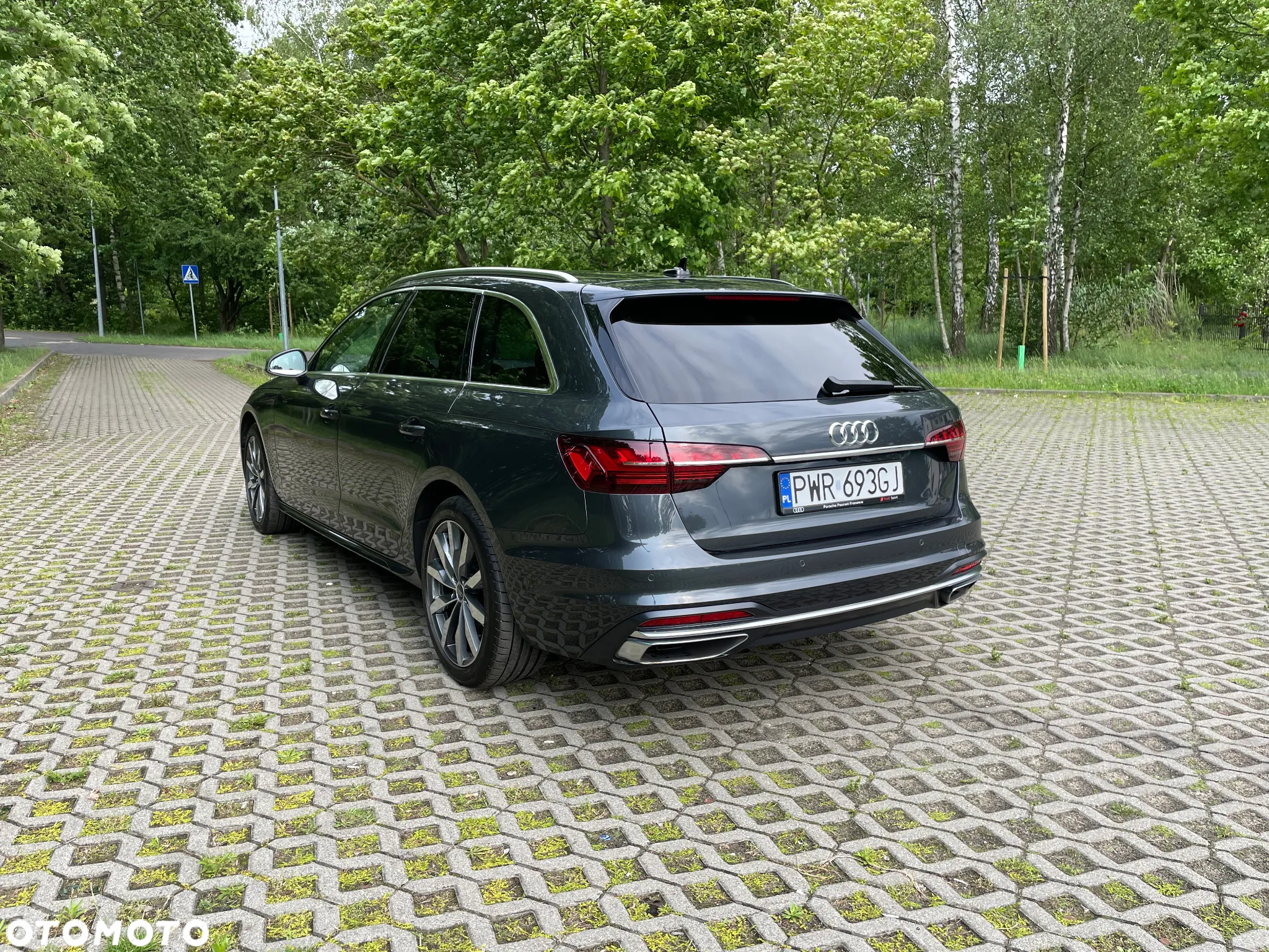 Audi A4 - 4
