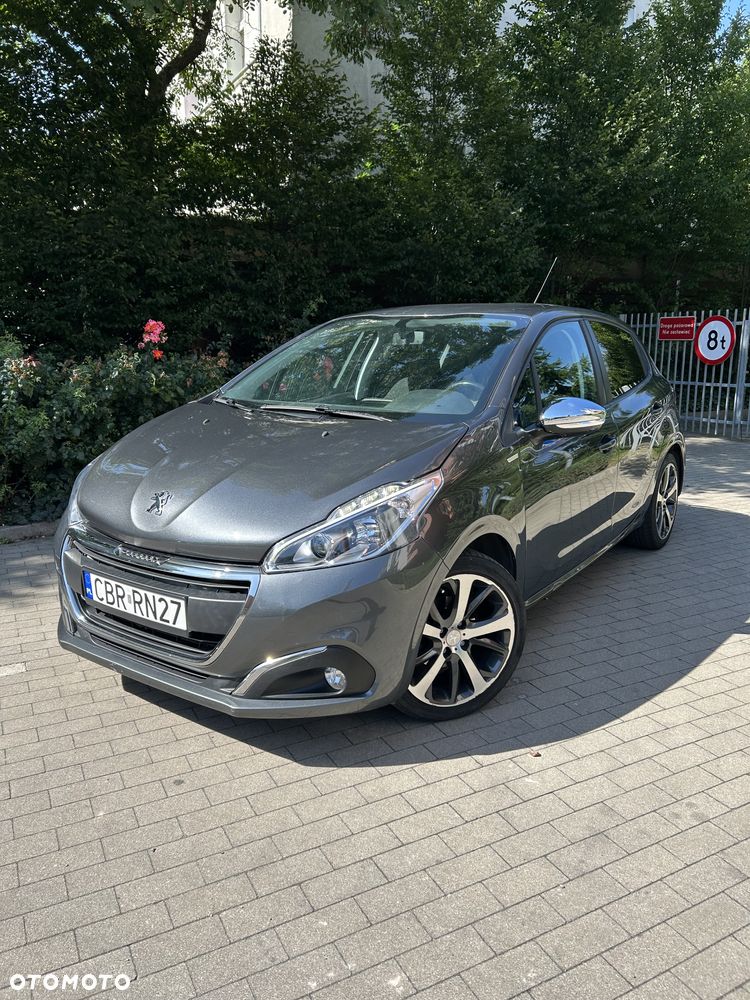 Peugeot 208 - 2