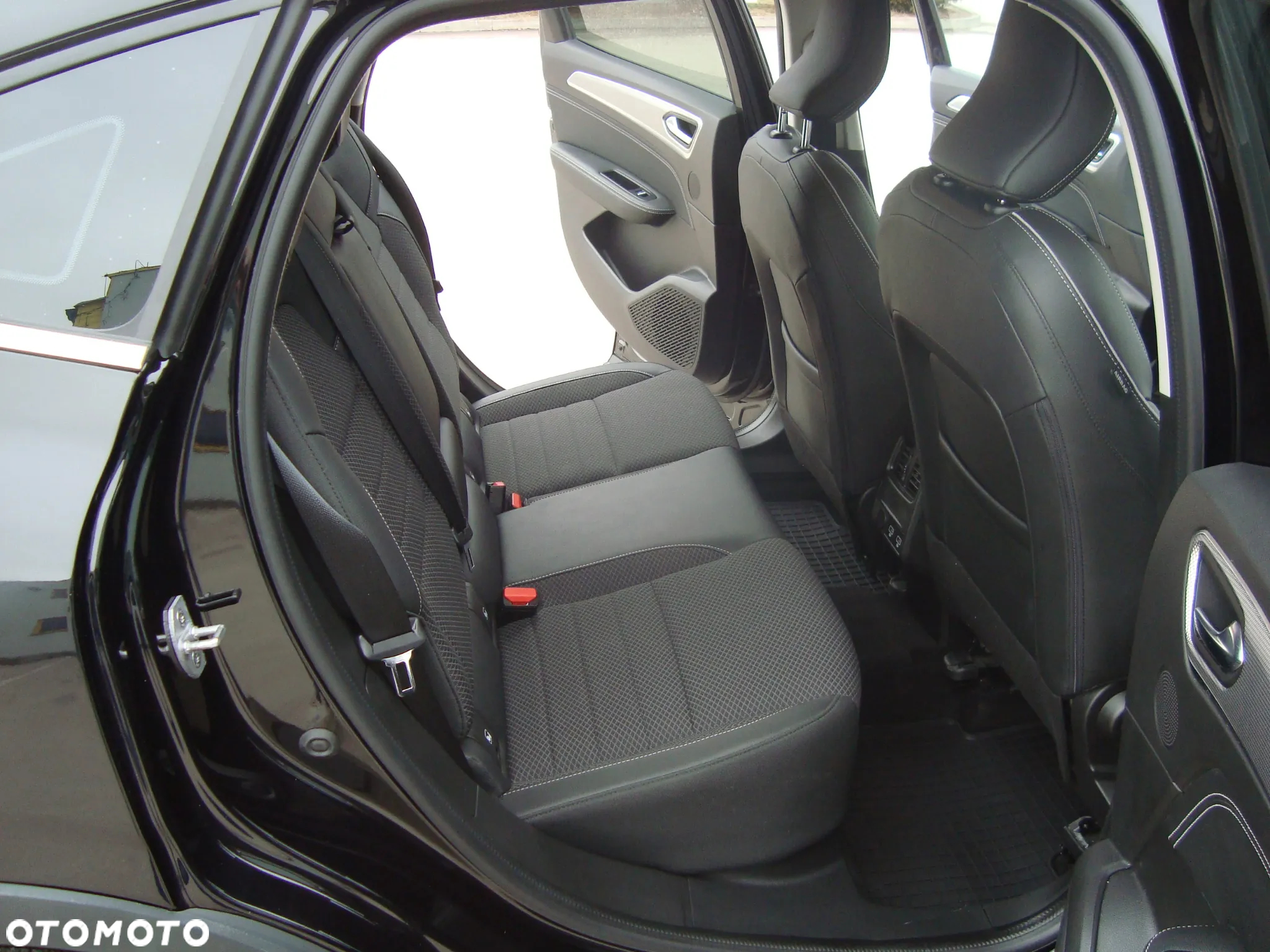 Renault Arkana TCe Mild Hybrid 140 EDC Equilibre - 12