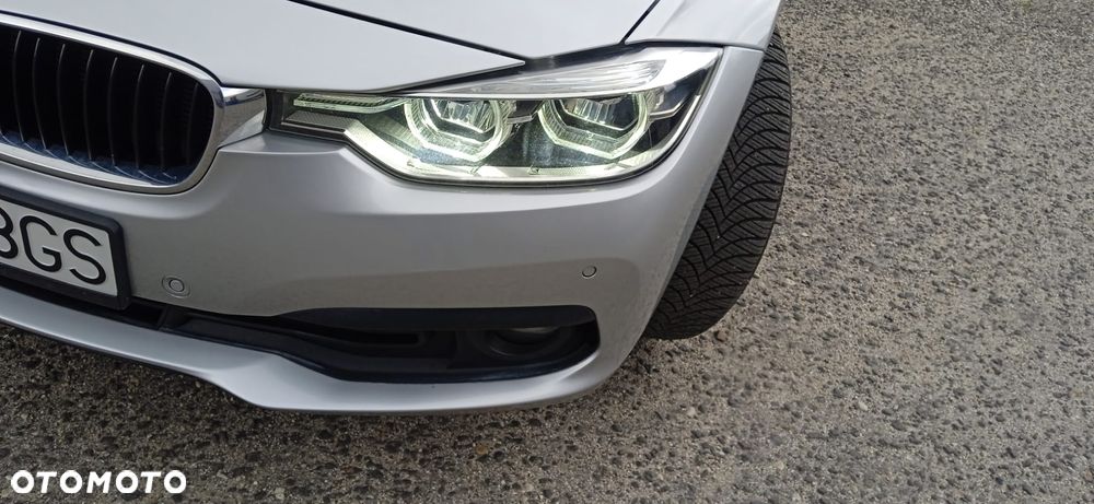 BMW Seria 3 318d - 4