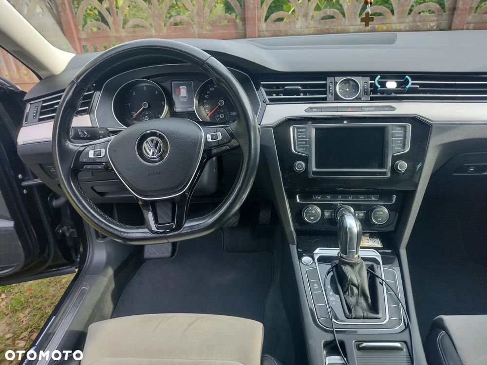 Volkswagen Passat 2.0 TDI BMT Highline DSG - 10