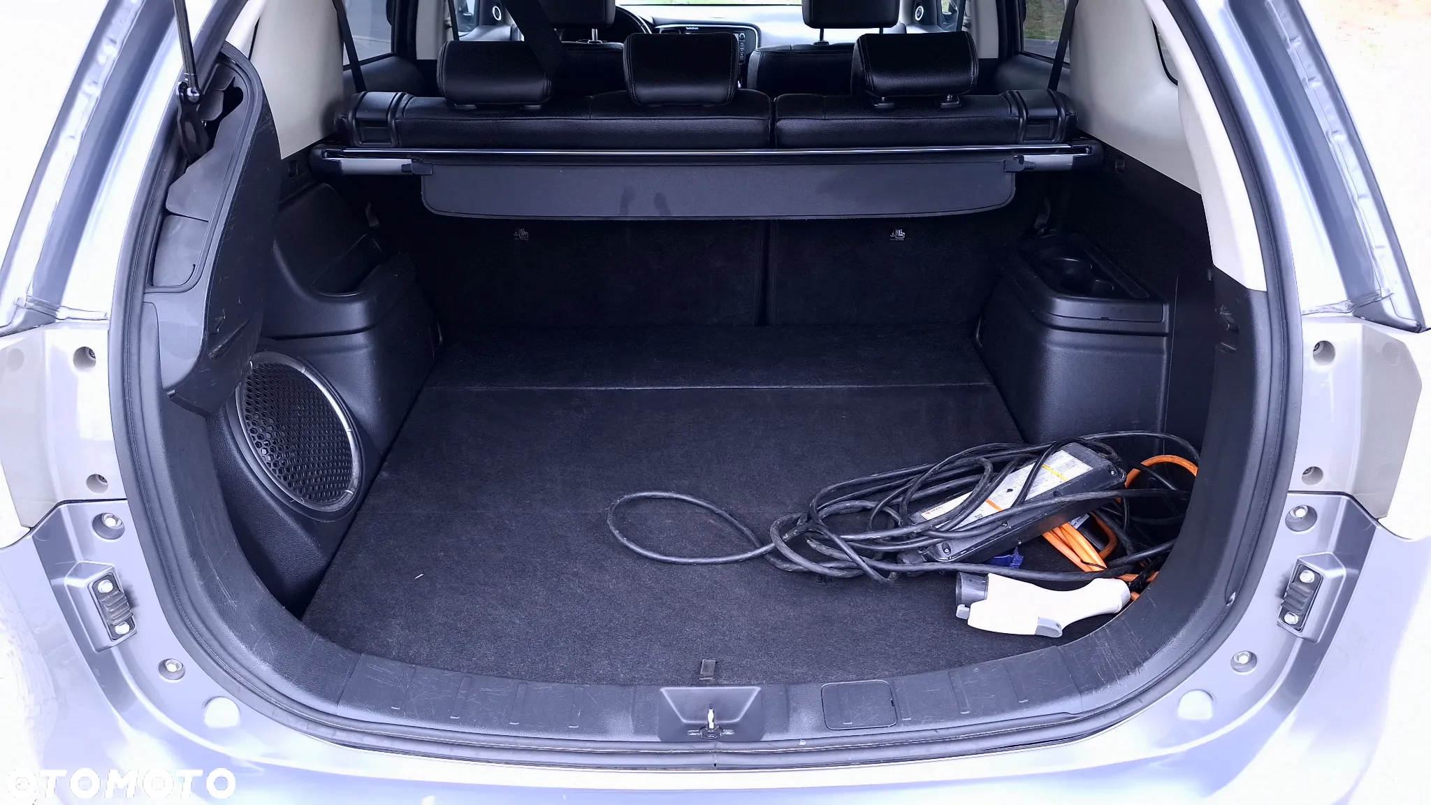 Mitsubishi Outlander 2.0 4WD Plug-In Hybrid Top - 21