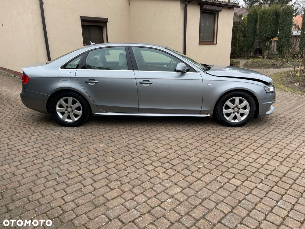 Audi A4 Limousine 2.0 TDI DPF quattro S line Sportpaket (plus) - 4